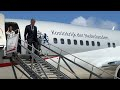Premier Dick Schoof beantwoordt vragen over zijn reis naar het Caribisch deel van het Koninkrijk